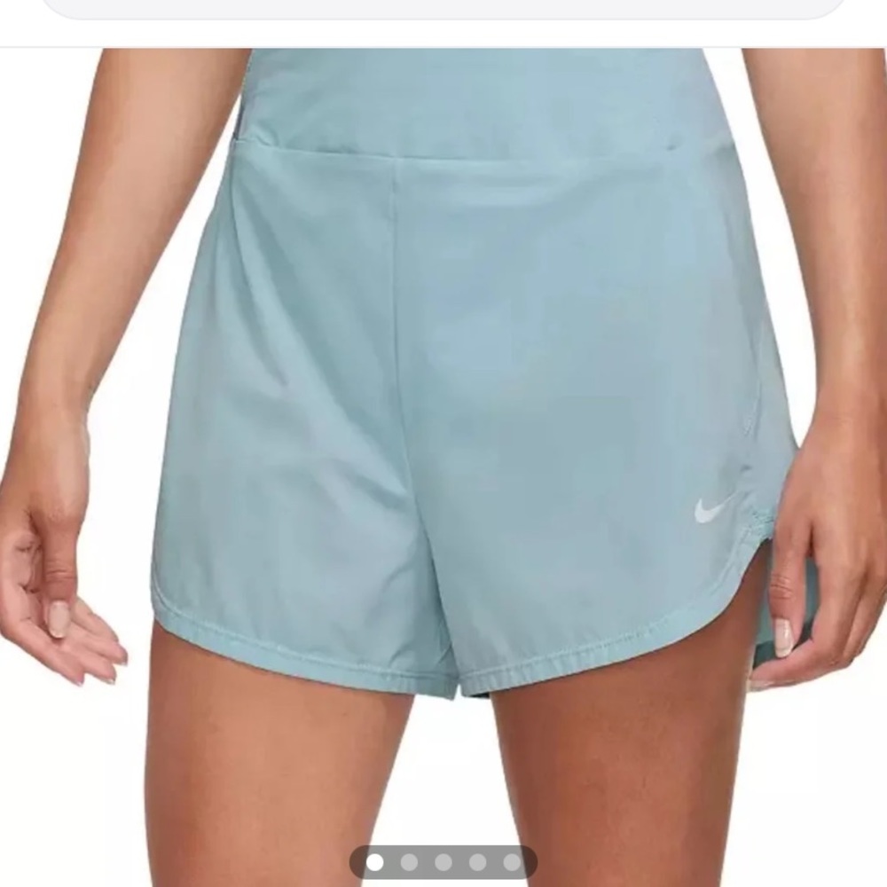 NWT Nike Women's Dri Fit medium Training shorts